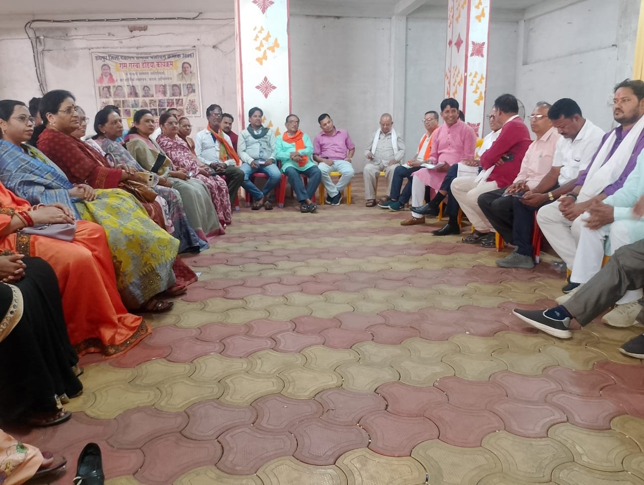 प्रदेश देवांगन कल्याण समाज 2338 की कार्यकारिणी बैठक सम्पन्न, महाकुंभ की तैयारियां तेज़