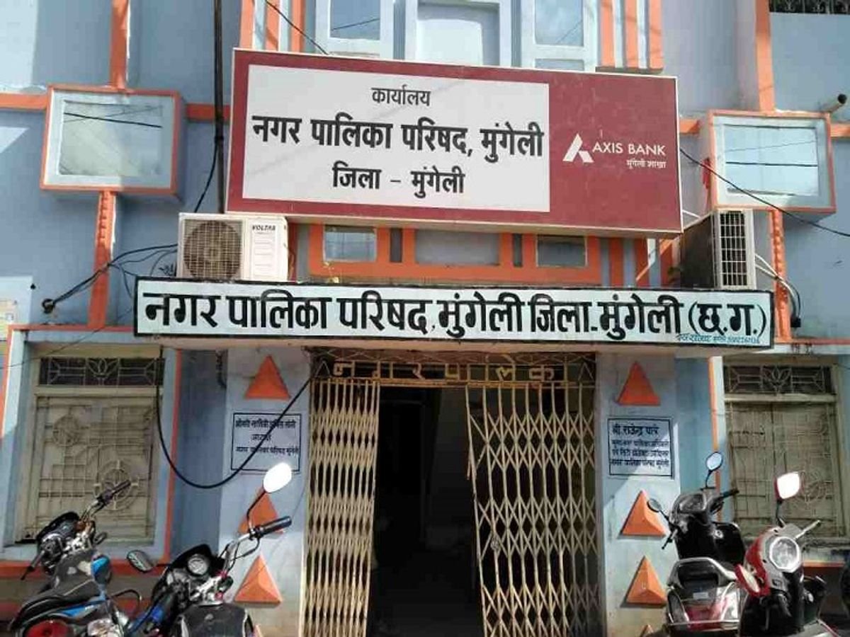 देवांगन समाज के माता परमेश्वरी चौक निर्माण में अब तक अड़चन