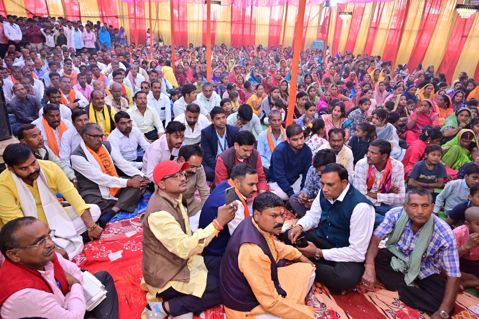 अखंड नवधा रामायण समापन समारोह में केंद्रीय राज्य मंत्री तोखन साहू हुए शामिल