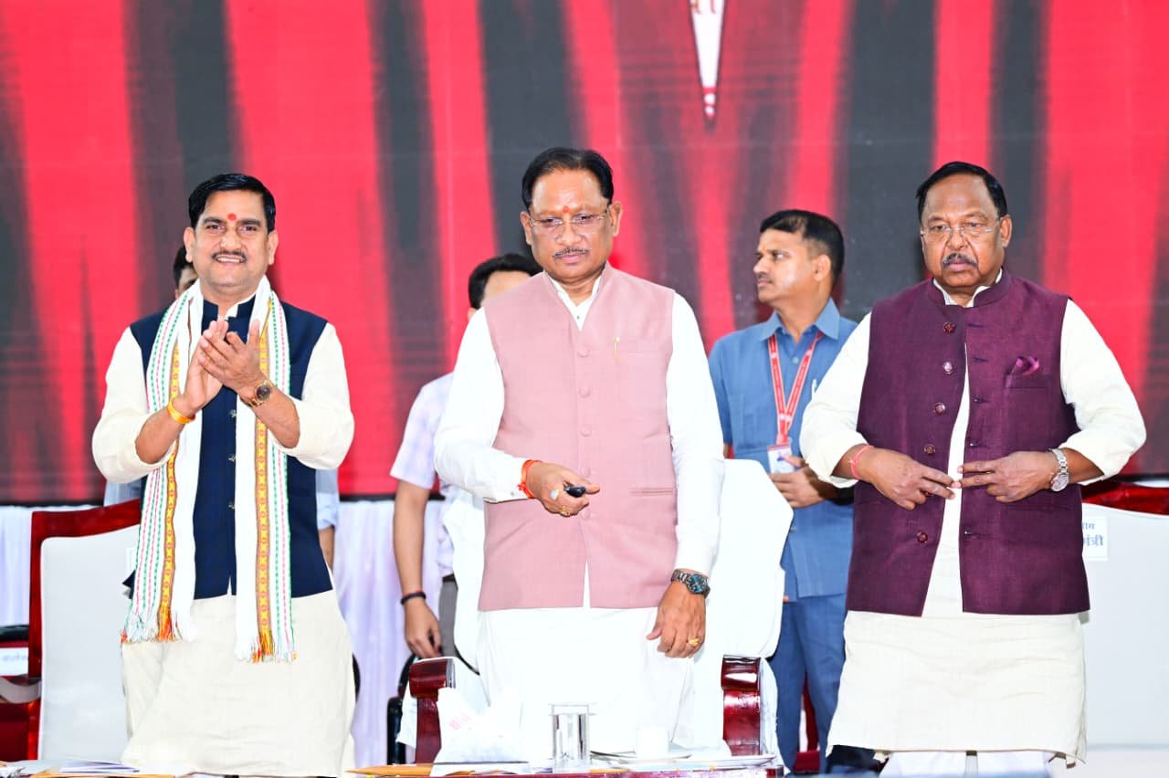 गोधन संरक्षण की दिशा में बड़ा कदम : मुख्यमंत्री विष्णु देव साय ने 11 जिलों में 29 गौधाम का किया शुभारंभ